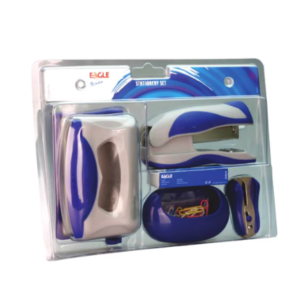 Set complet pentru birou Eagle cu capsator, perforator si accesorii in alb si albastru